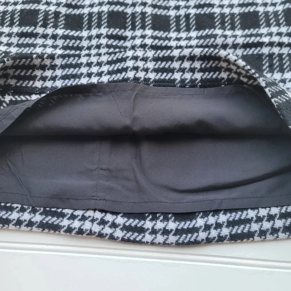NWT $75 J. Crew Black White Houndstooth Plaid Wool Blend Skirt Cozy A-Line Sz 6 - Picture 3 of 9